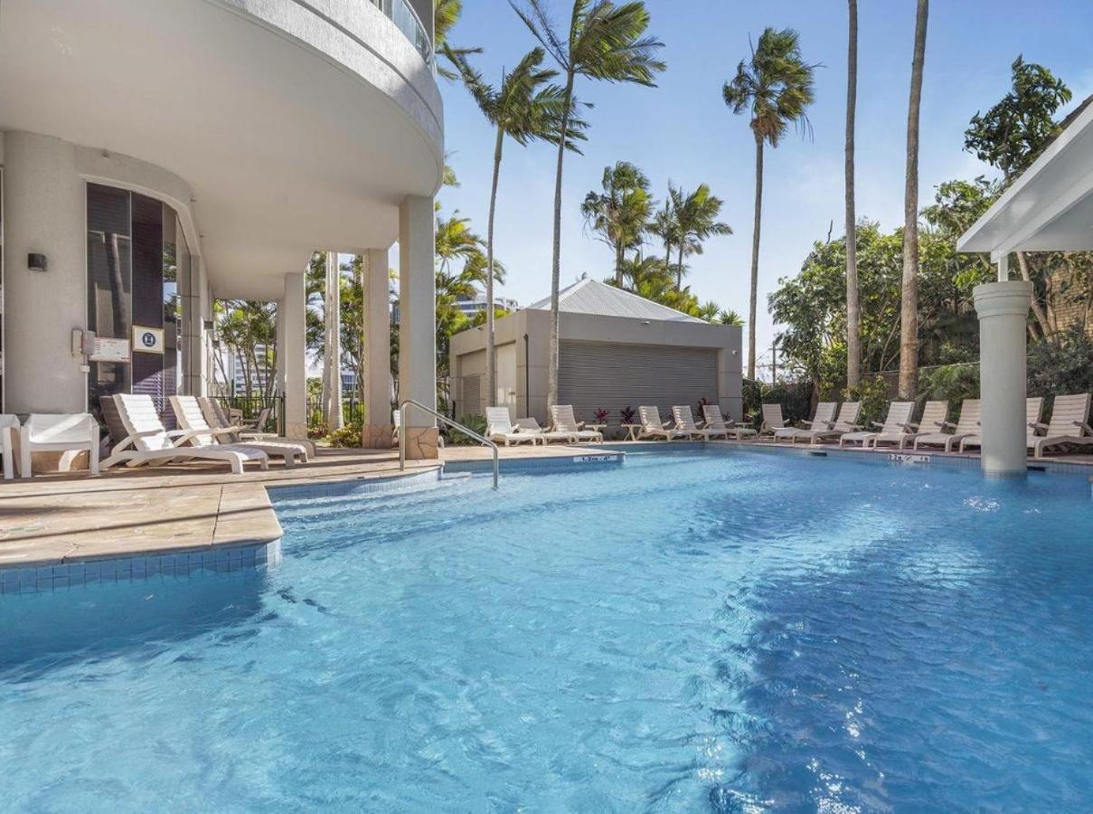 Deluxe Private Apartment And Studio - Ocean Views Gold Coast Bagian luar foto