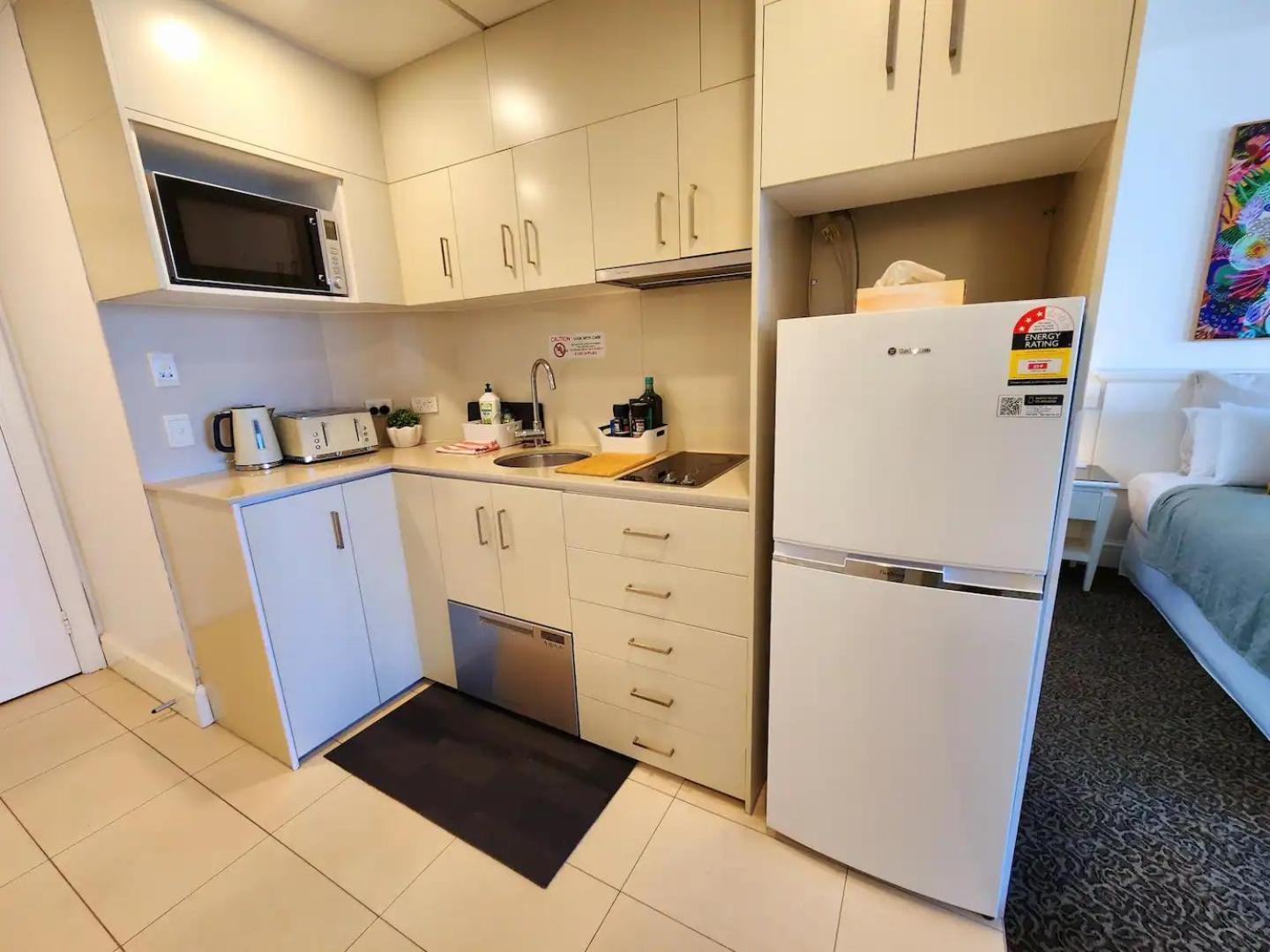 Deluxe Private Apartment And Studio - Ocean Views Gold Coast Bagian luar foto